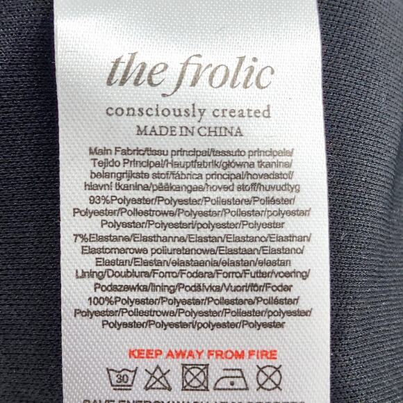 Free People The Frolic Black Crushed Velvet Cutout Cropped Top Size Large - Picture 4 of 5